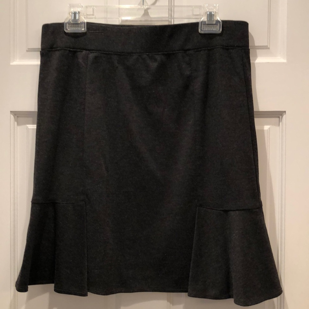 Flowy skirt